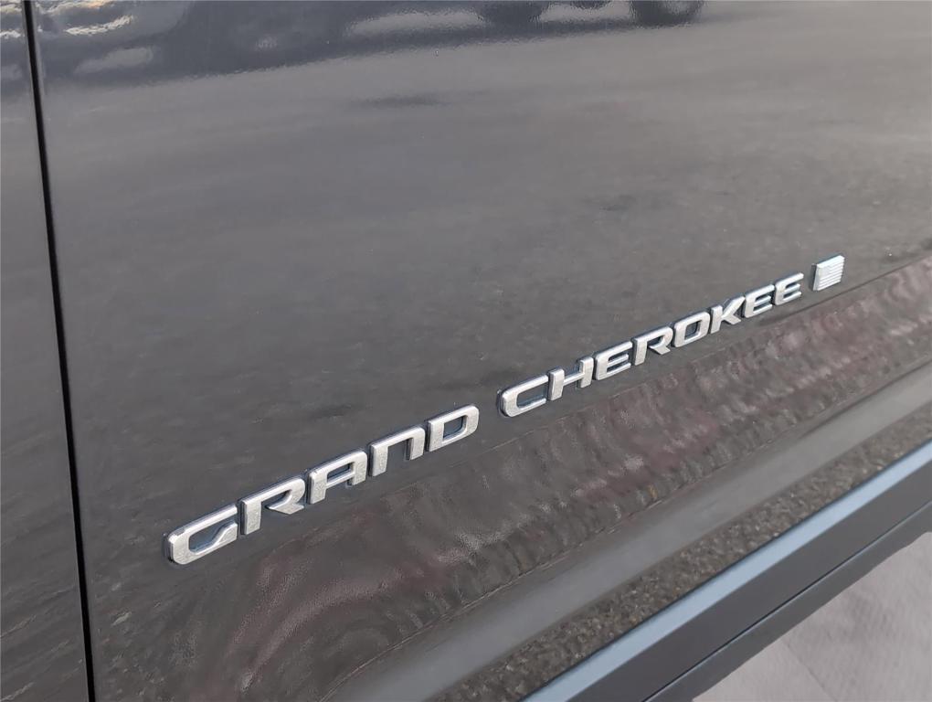 used 2021 Jeep Grand Cherokee L car, priced at $25,729