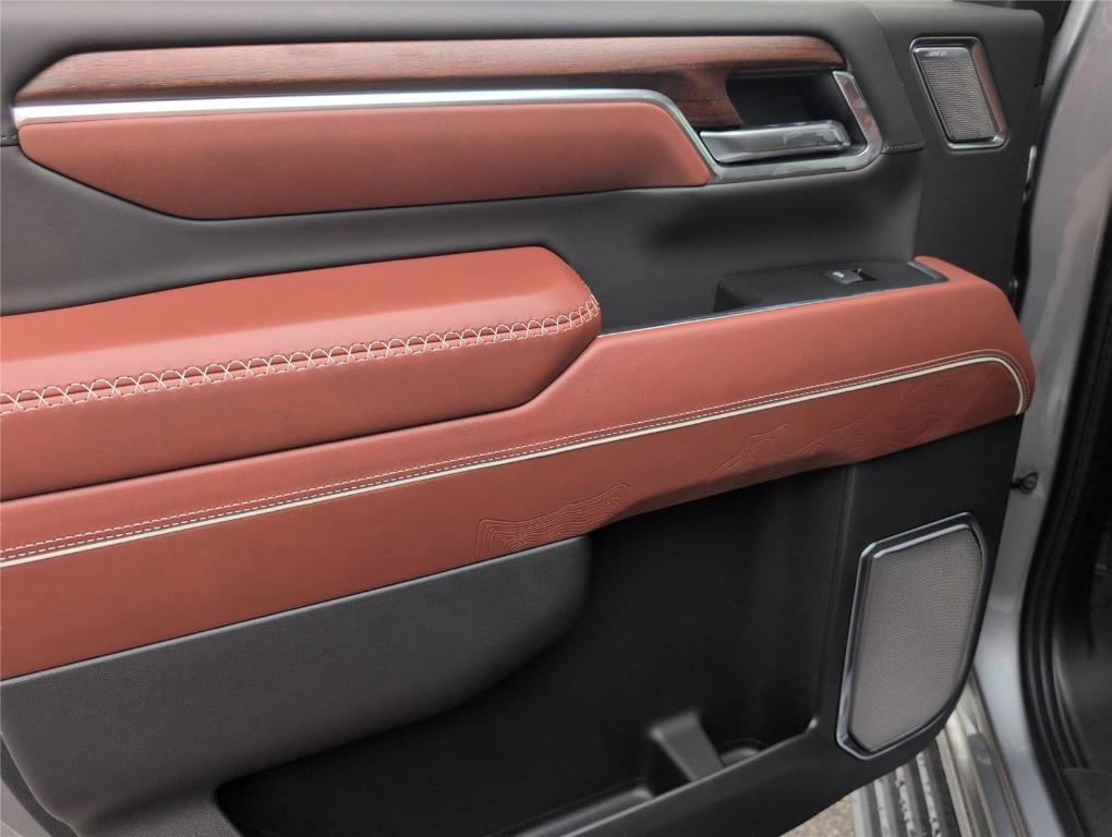 new 2026 GMC Sierra 2500 car, priced at $89,718