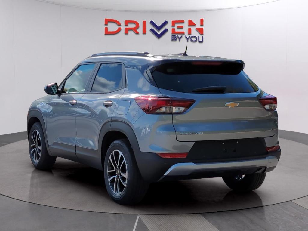 new 2026 Chevrolet TrailBlazer car, priced at $25,542