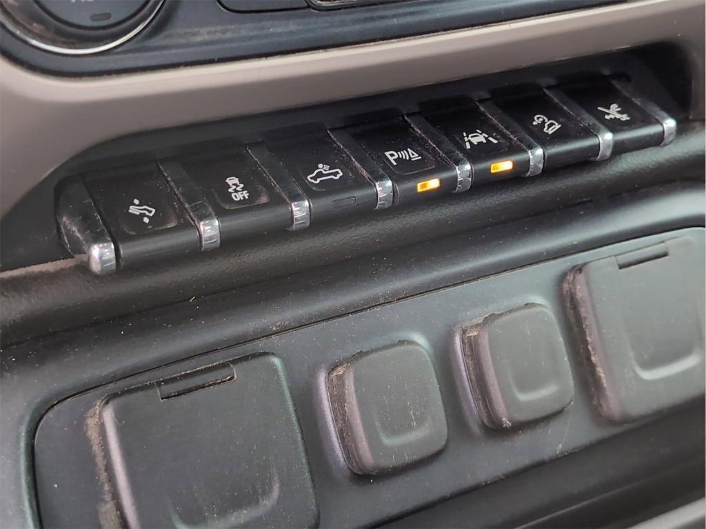 used 2018 GMC Sierra 1500 car, priced at $33,779