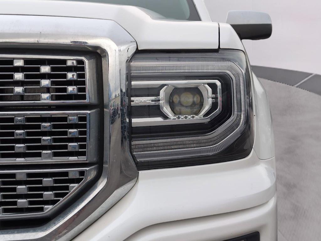 used 2018 GMC Sierra 1500 car, priced at $33,779