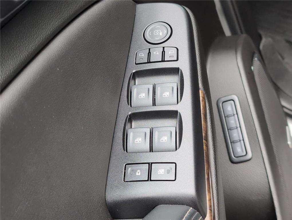 used 2019 Chevrolet Tahoe car, priced at $20,999