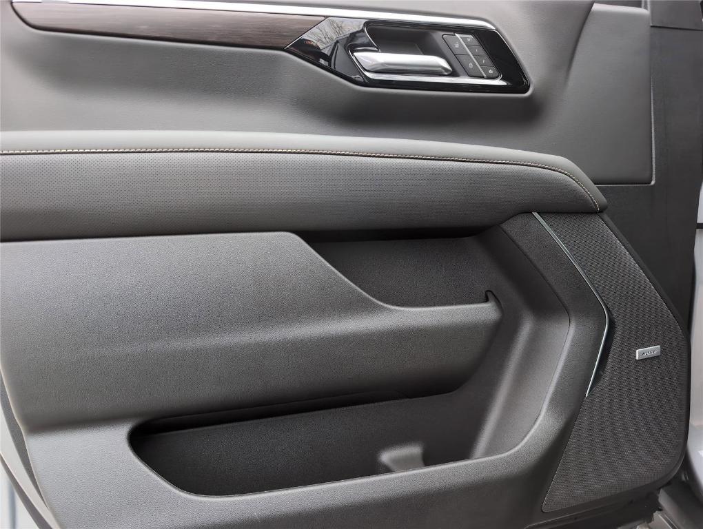 new 2026 Chevrolet Suburban car, priced at $80,018