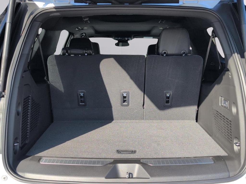 new 2026 Chevrolet Suburban car, priced at $84,030