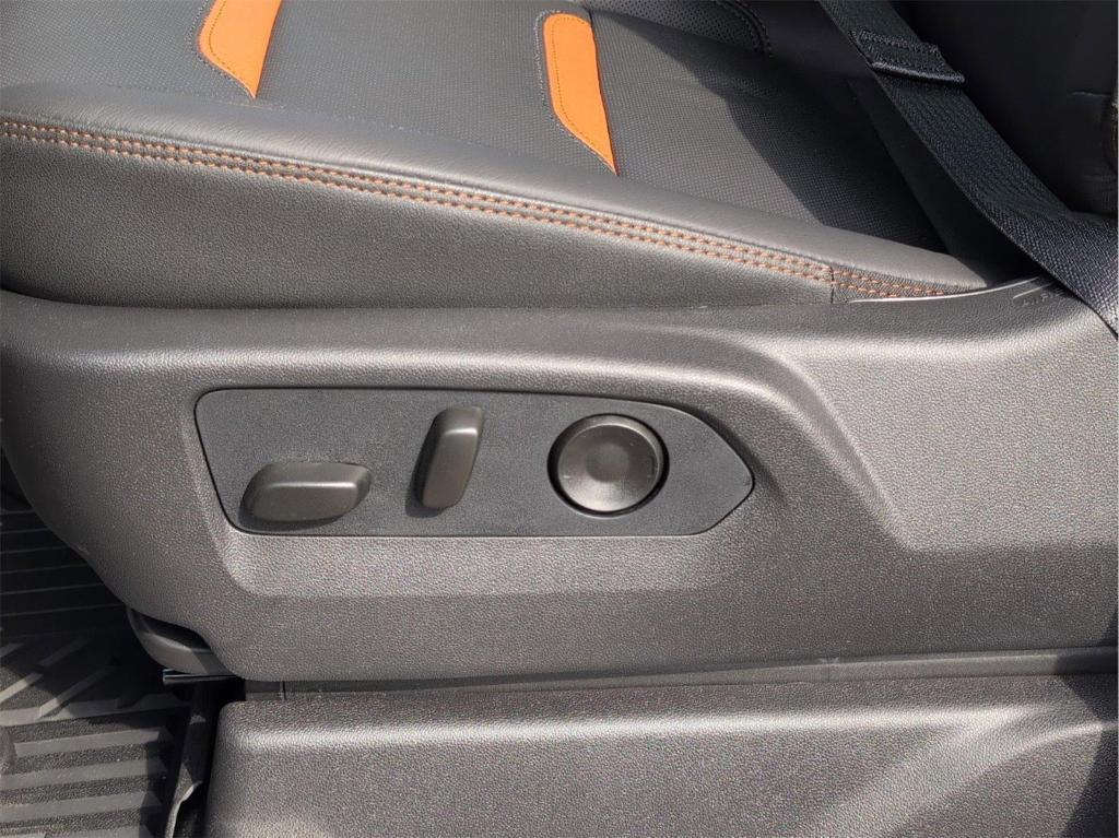 new 2026 GMC Sierra 1500 car, priced at $68,288