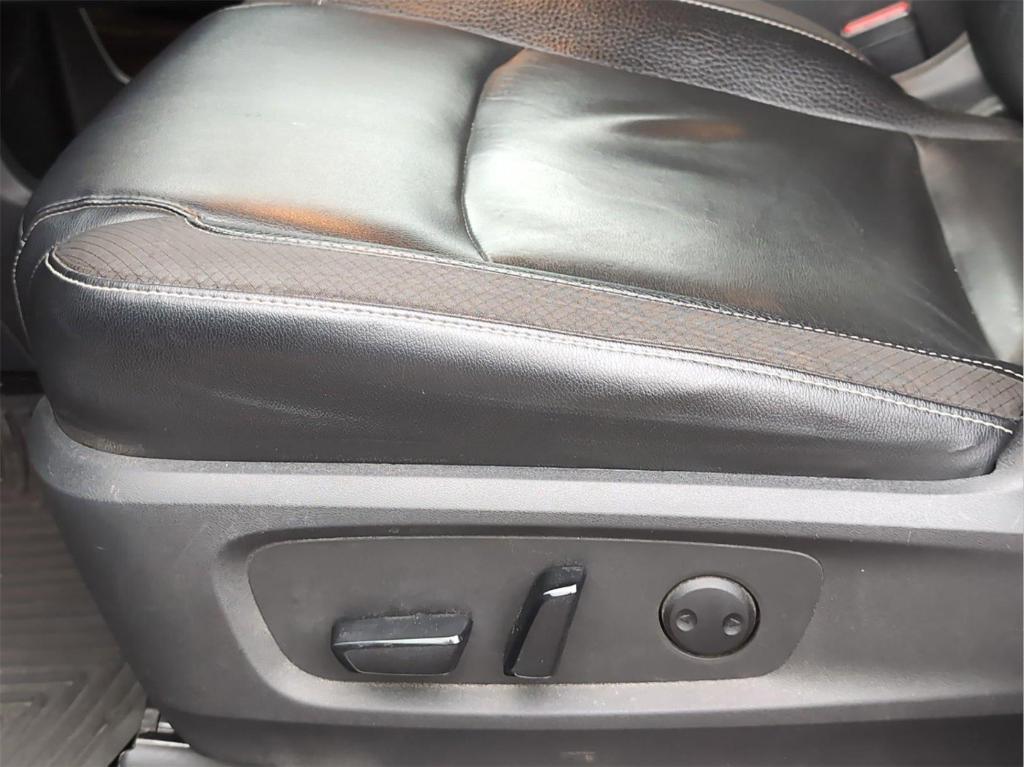 used 2022 Nissan Pathfinder car, priced at $21,599