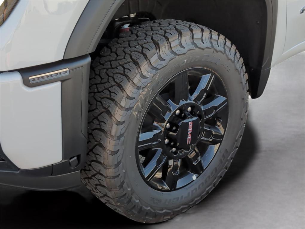 new 2026 GMC Sierra 2500 car, priced at $80,233