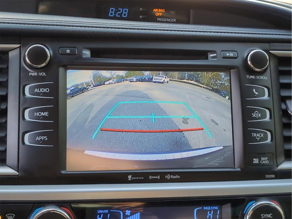 used 2019 Toyota Highlander car, priced at $25,899