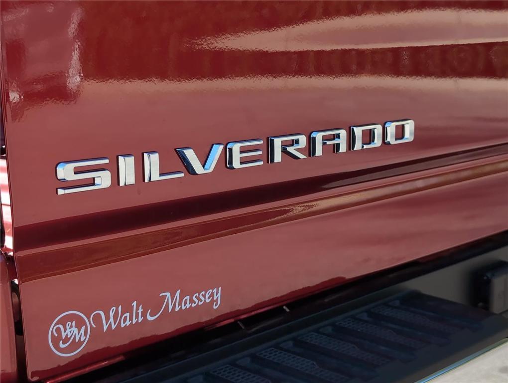 new 2025 Chevrolet Silverado 2500 car, priced at $72,551