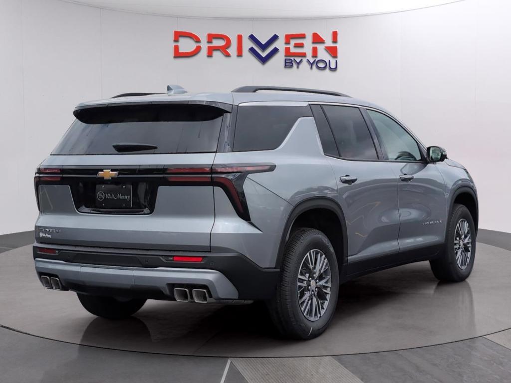 new 2026 Chevrolet Traverse car, priced at $42,975