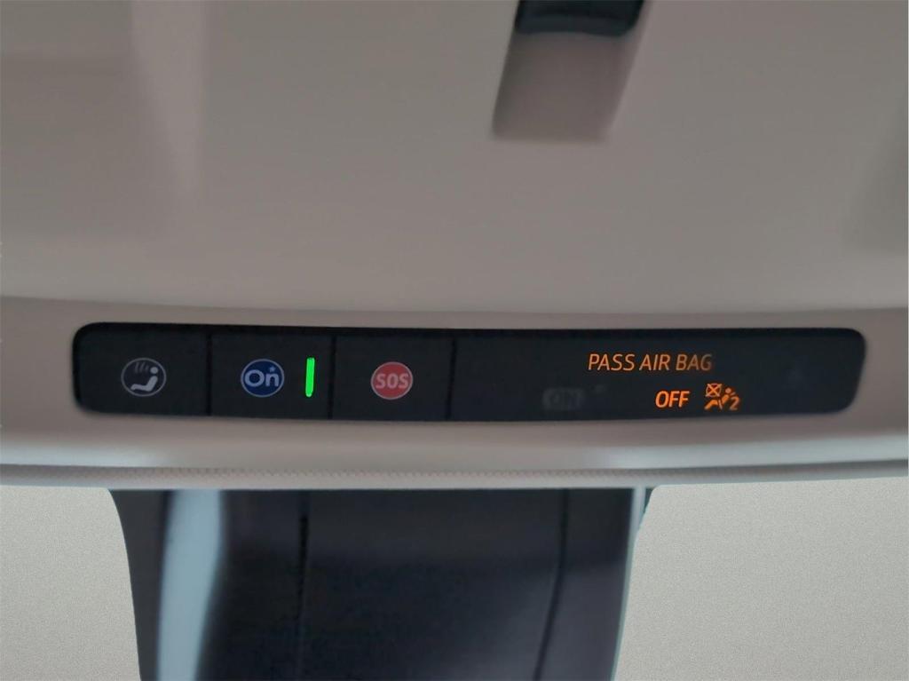 used 2022 GMC Yukon XL car, priced at $51,899