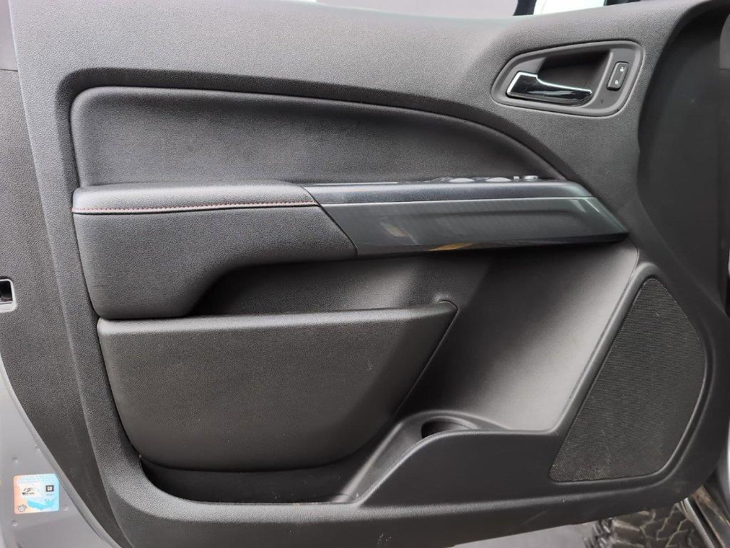 used 2020 GMC Canyon car, priced at $22,999