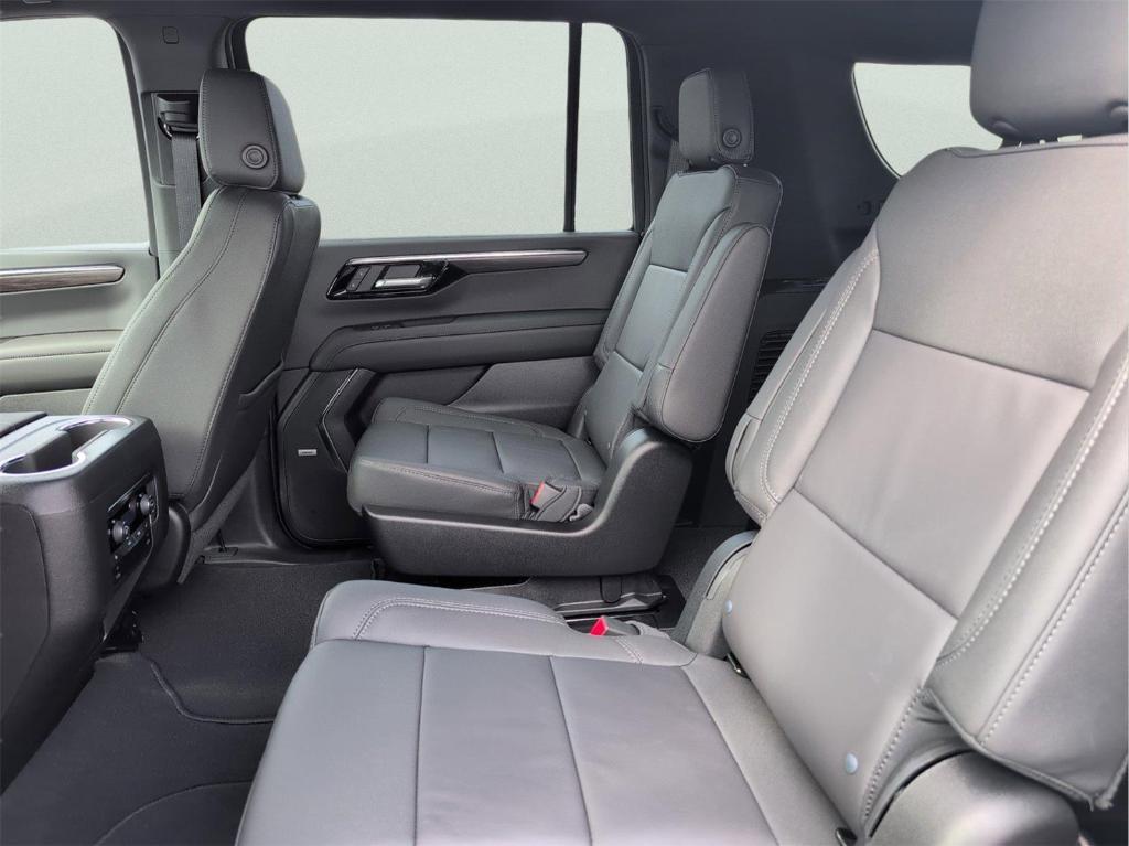 new 2026 Chevrolet Suburban car, priced at $74,692