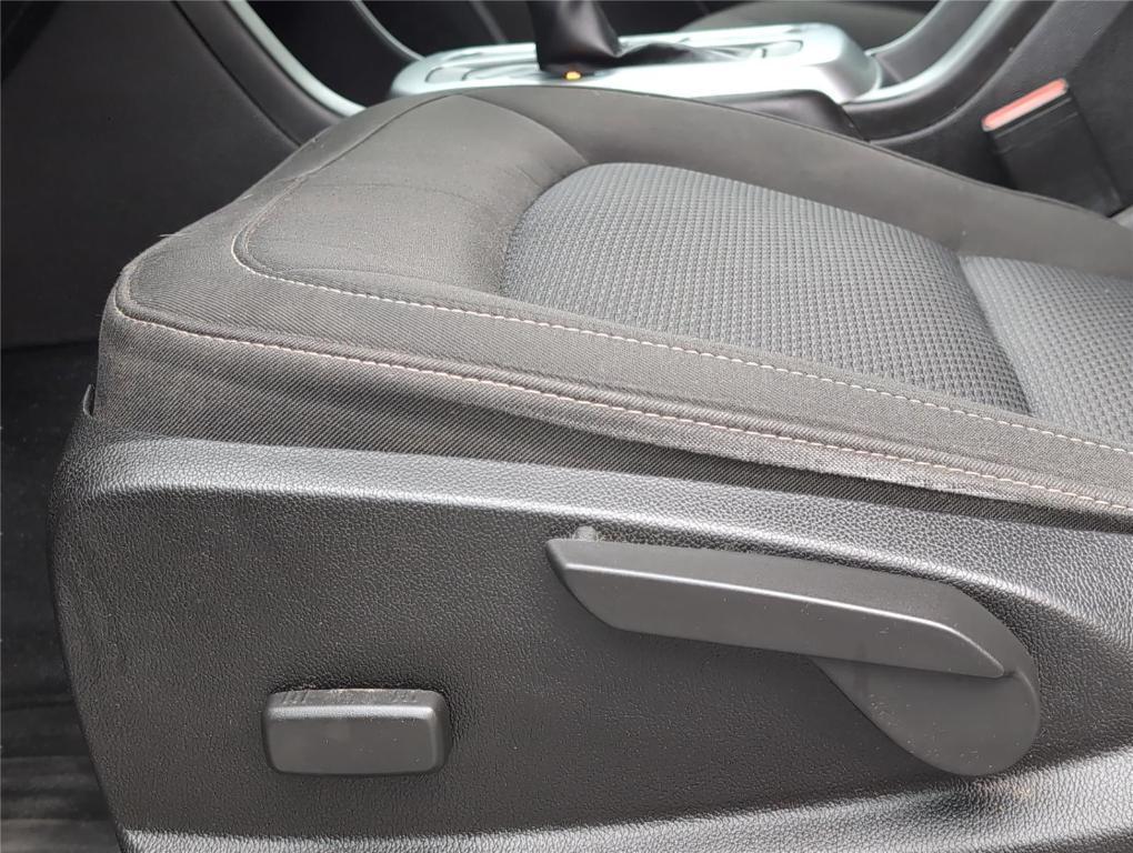 used 2021 Chevrolet Colorado car, priced at $17,999