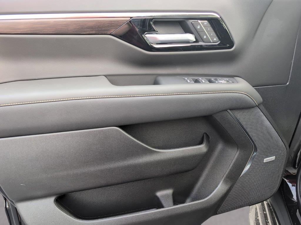 new 2026 Chevrolet Tahoe car, priced at $76,012