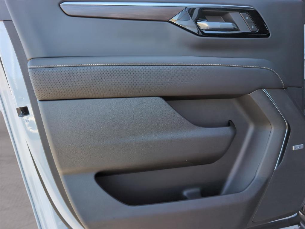 new 2026 Chevrolet Suburban car, priced at $85,705