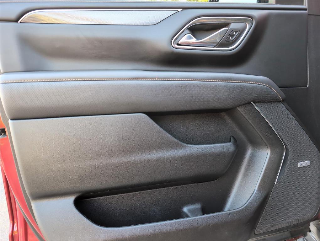 used 2023 GMC Yukon car, priced at $53,999