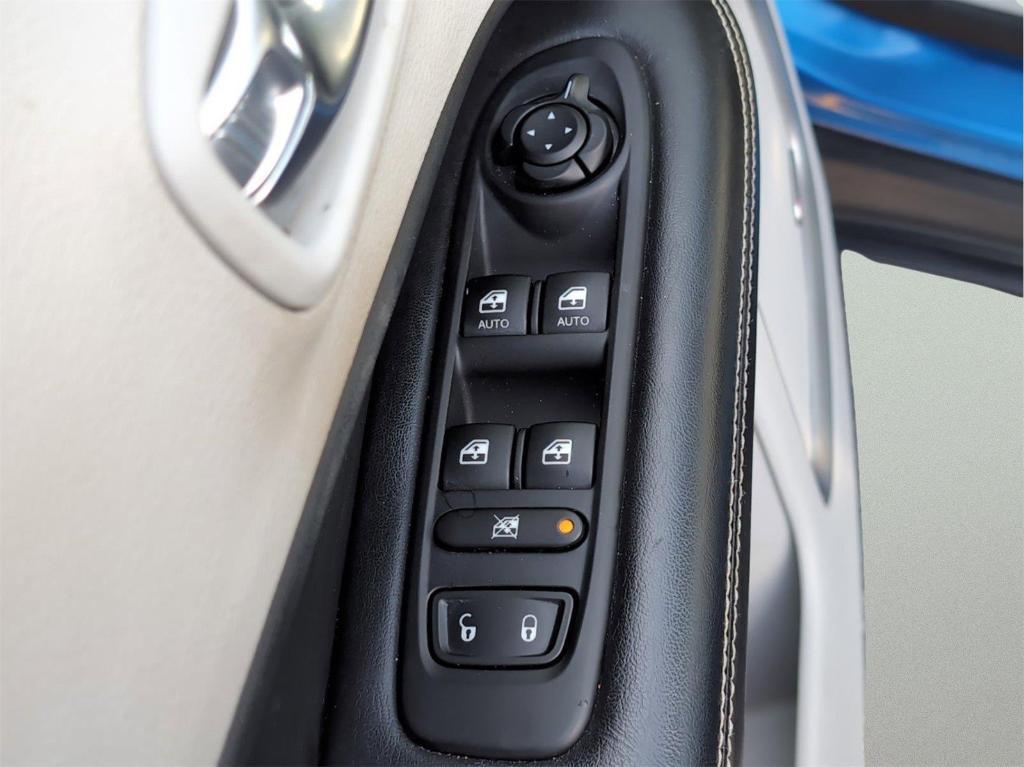 used 2018 Jeep Compass car, priced at $12,999