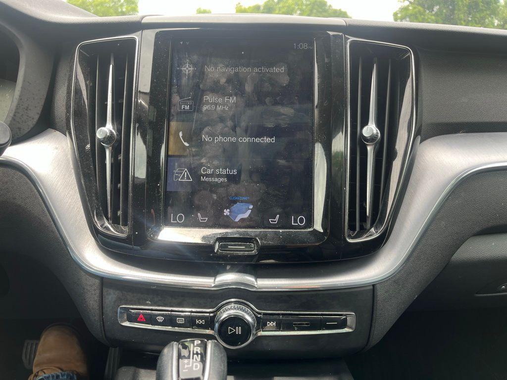 used 2020 Volvo XC60 car, priced at $18,490