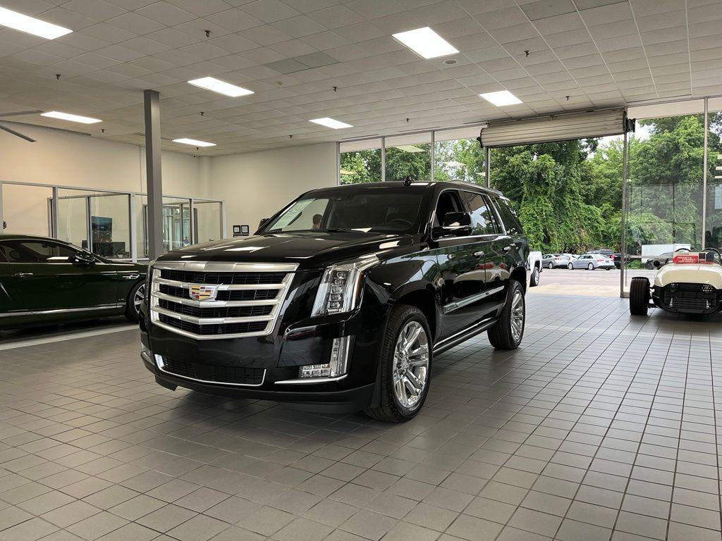 used 2016 Cadillac Escalade car, priced at $25,890