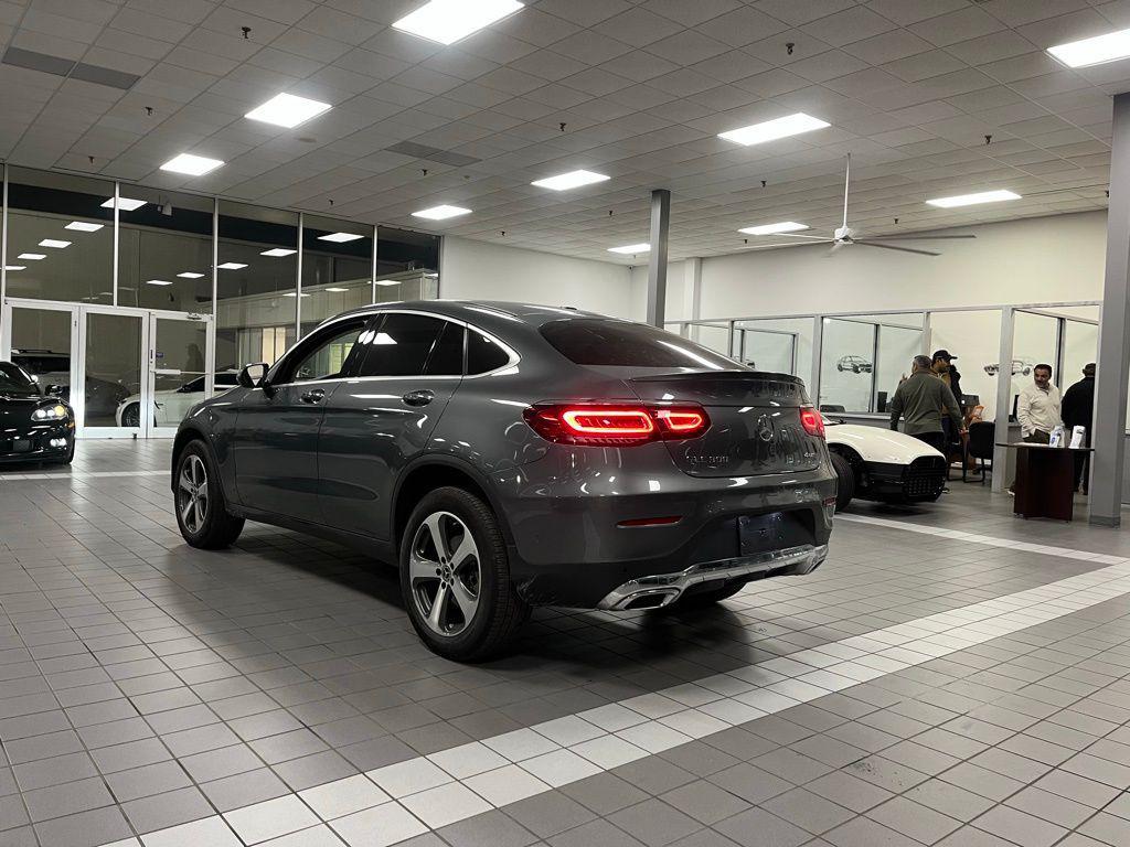 used 2020 Mercedes-Benz GLC 300 car, priced at $29,400