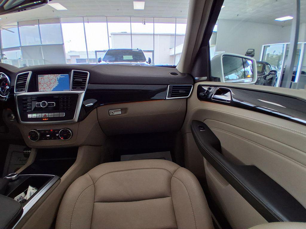 used 2015 Mercedes-Benz M-Class car, priced at $12,994