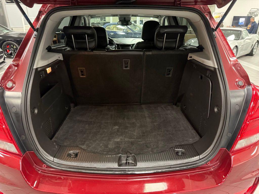 used 2022 Chevrolet Trax car, priced at $15,990