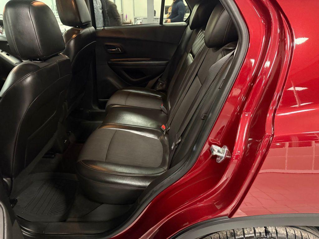 used 2022 Chevrolet Trax car, priced at $15,990