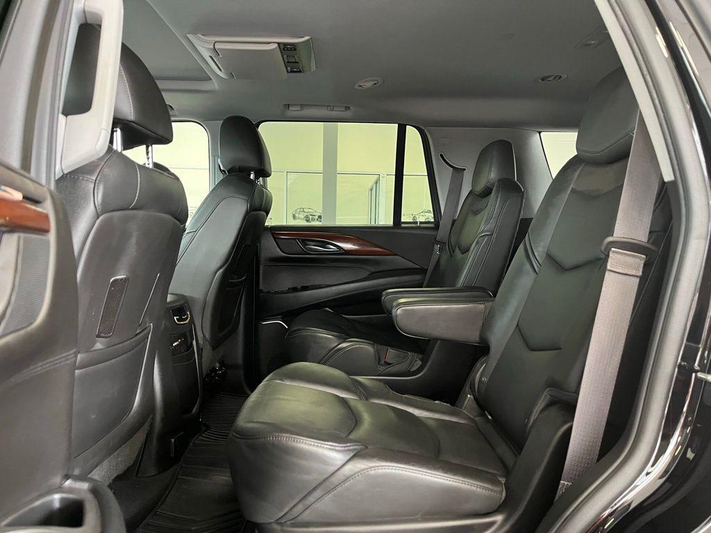 used 2015 Cadillac Escalade car, priced at $23,479