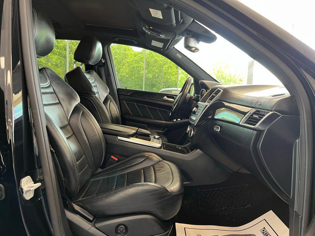 used 2015 Mercedes-Benz M-Class car, priced at $19,990