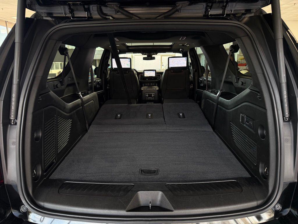 used 2021 GMC Yukon XL car, priced at $35,890