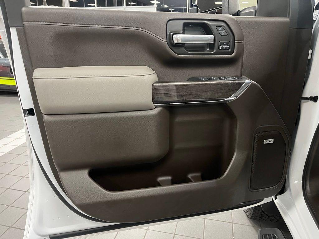 used 2022 Chevrolet Silverado 2500 car, priced at $58,109