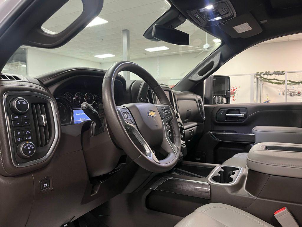 used 2022 Chevrolet Silverado 2500 car, priced at $58,109