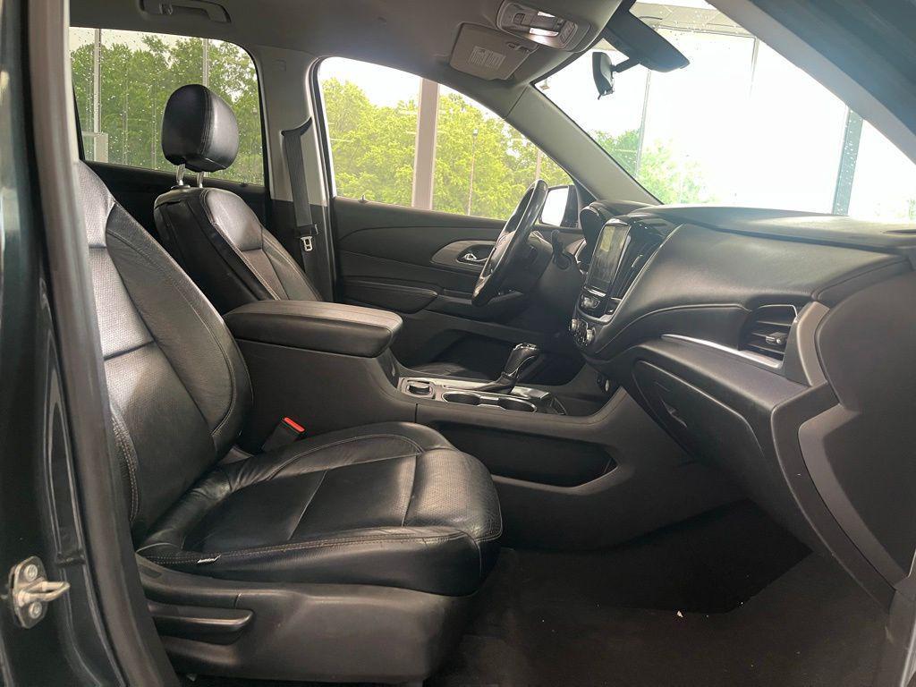used 2019 Chevrolet Traverse car, priced at $14,990