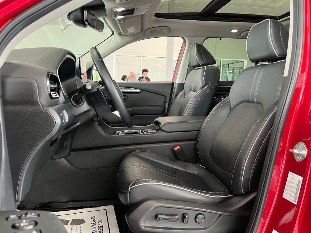 used 2023 Honda Pilot car, priced at $34,596