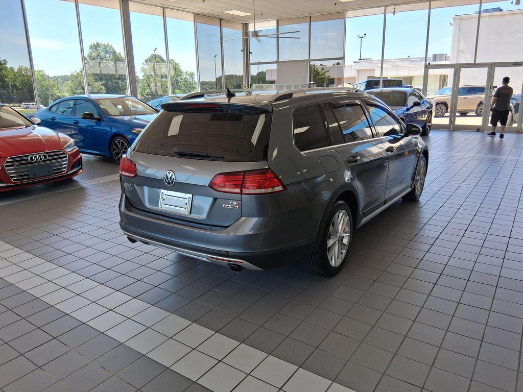 used 2018 Volkswagen Golf Alltrack car, priced at $11,690