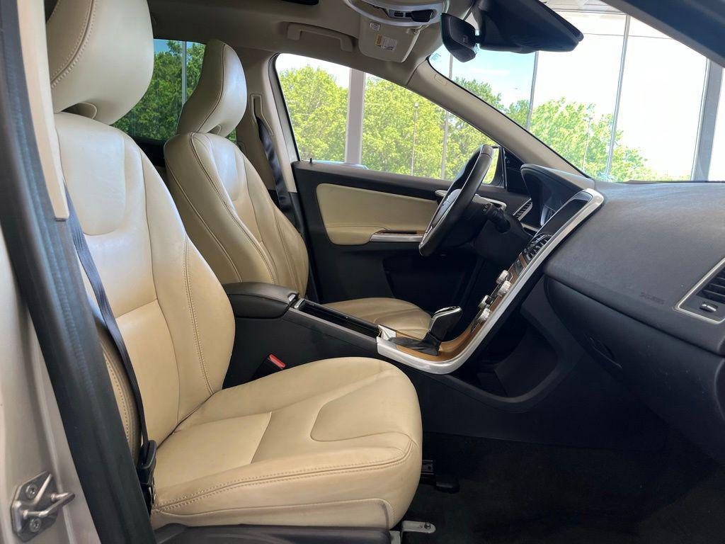 used 2017 Volvo XC60 car, priced at $10,510
