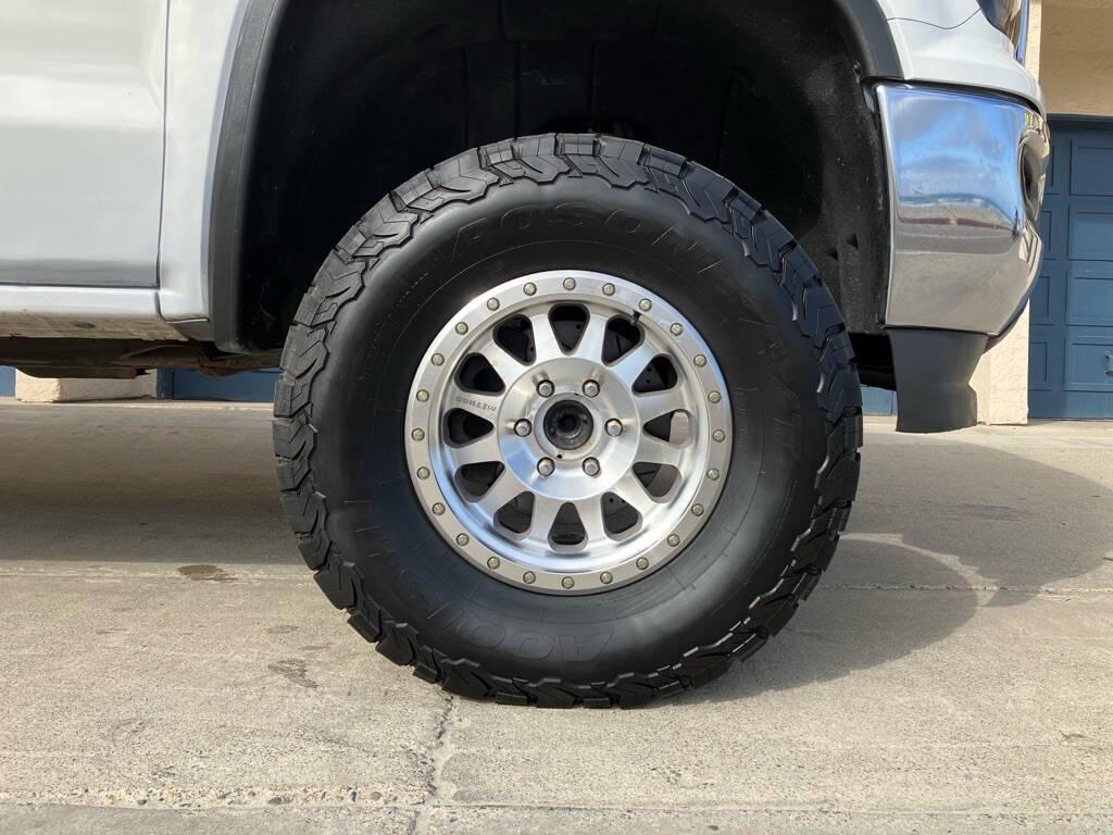 used 2016 GMC Sierra 1500 car, priced at $18,977