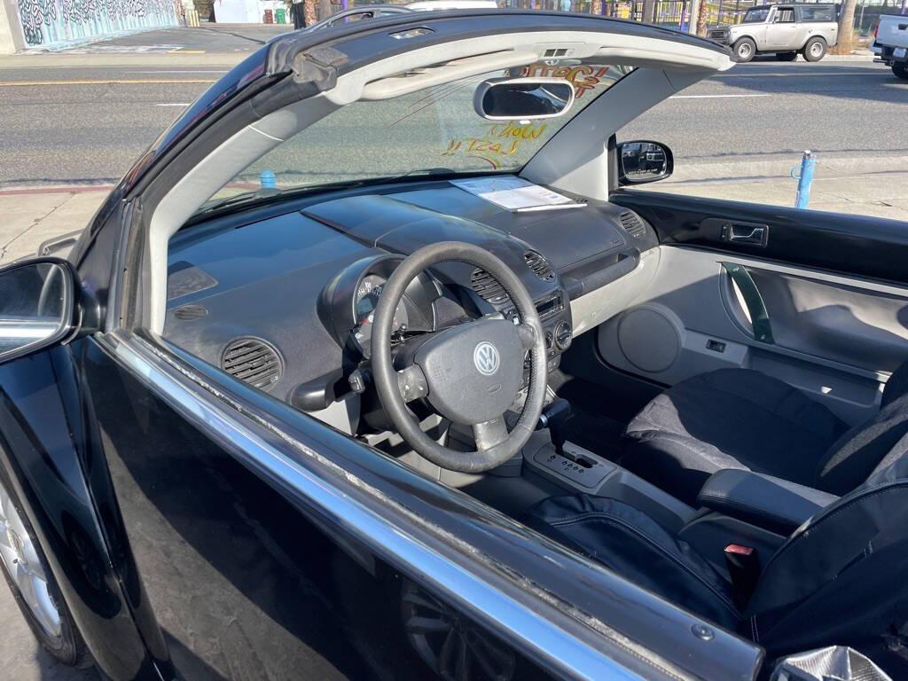 used 2004 Volkswagen New Beetle car, priced at $2,900