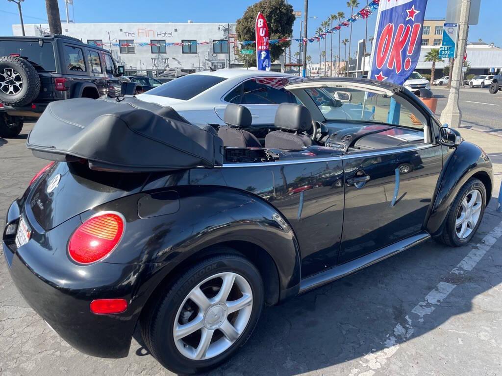 used 2004 Volkswagen New Beetle car, priced at $2,900