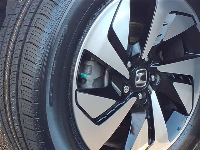 used 2016 Honda CR-V car, priced at $14,000