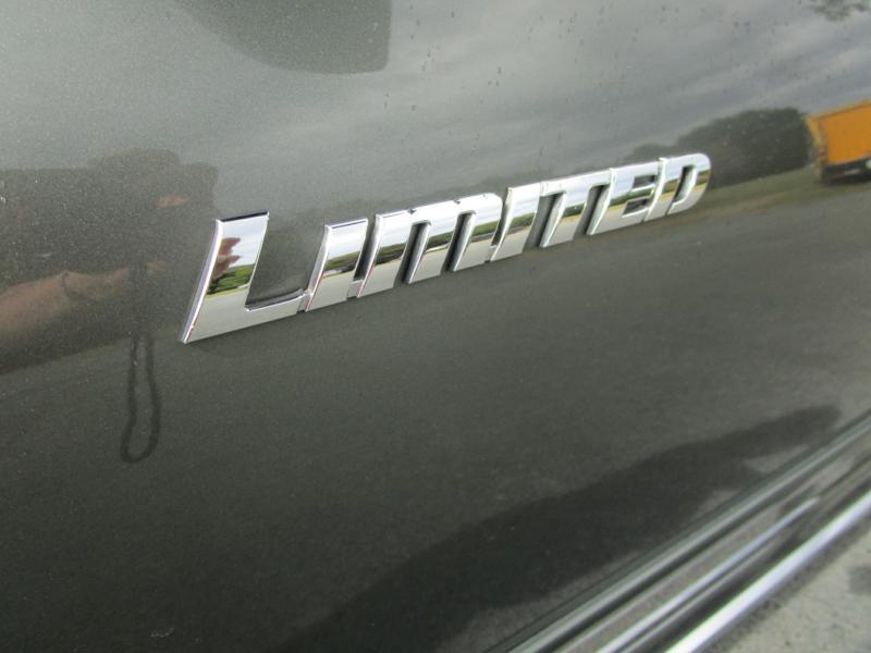 used 2011 Toyota Highlander car, priced at $14,390