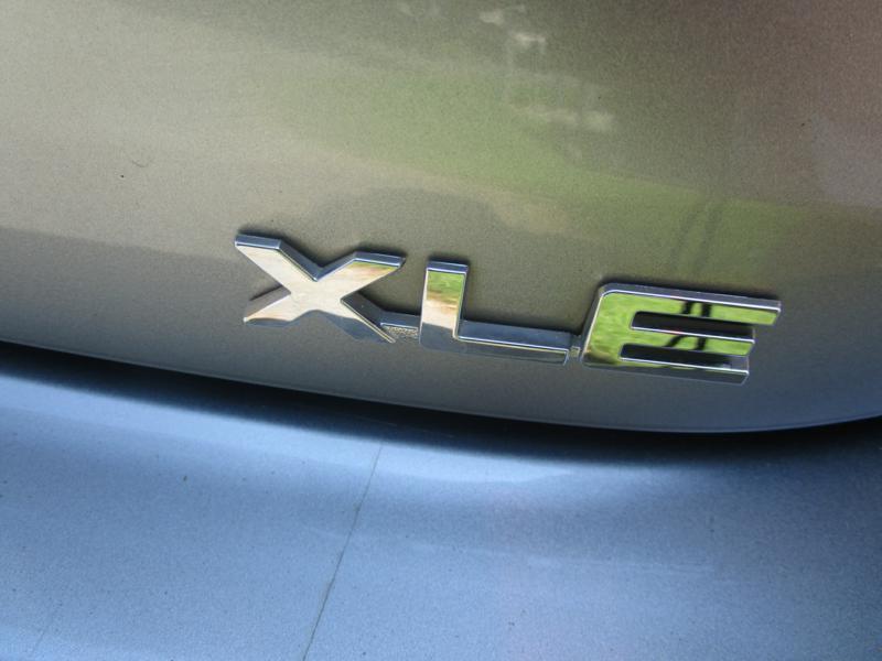 used 2023 Toyota Highlander car, priced at $35,900