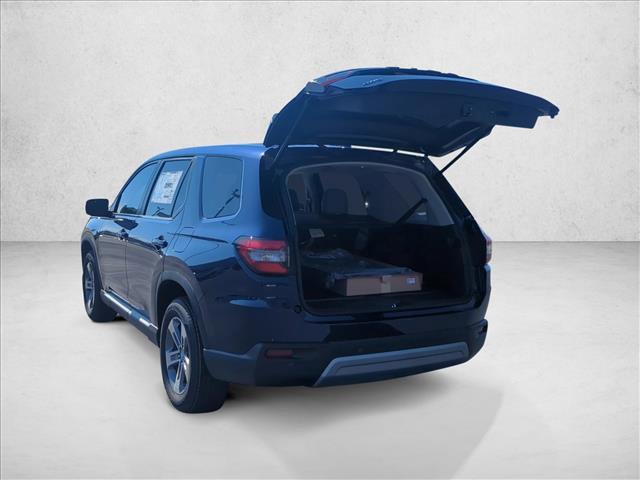 new 2025 Honda Pilot car, priced at $45,267
