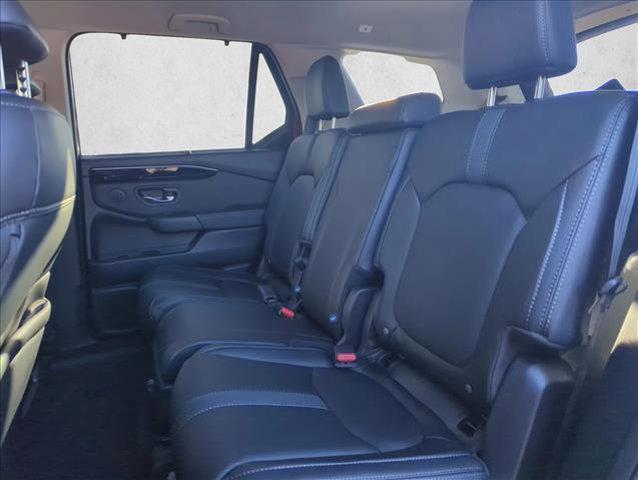 new 2025 Honda Pilot car, priced at $43,177