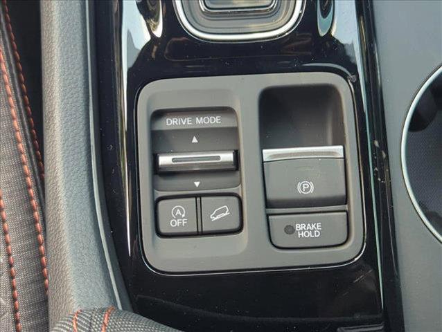 used 2025 Honda Pilot car, priced at $37,399