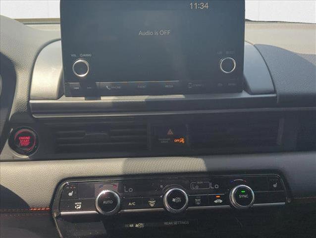 used 2025 Honda Pilot car, priced at $37,399