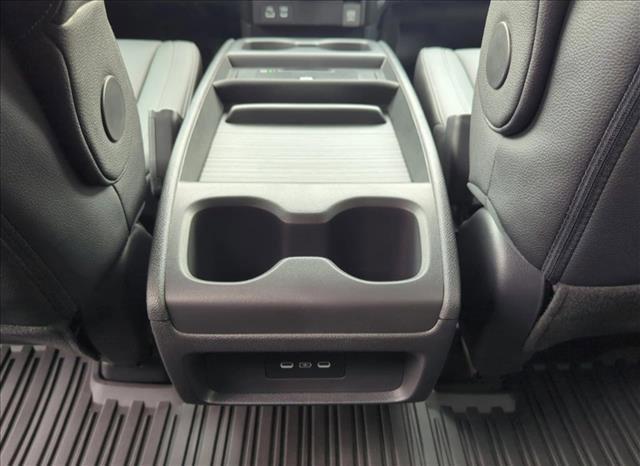new 2026 Honda Odyssey car, priced at $50,040