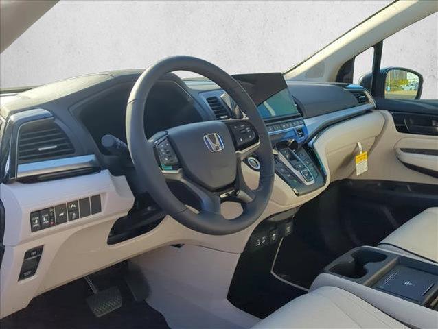 new 2026 Honda Odyssey car, priced at $50,385