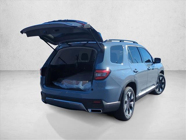 new 2026 Honda Pilot car, priced at $53,045